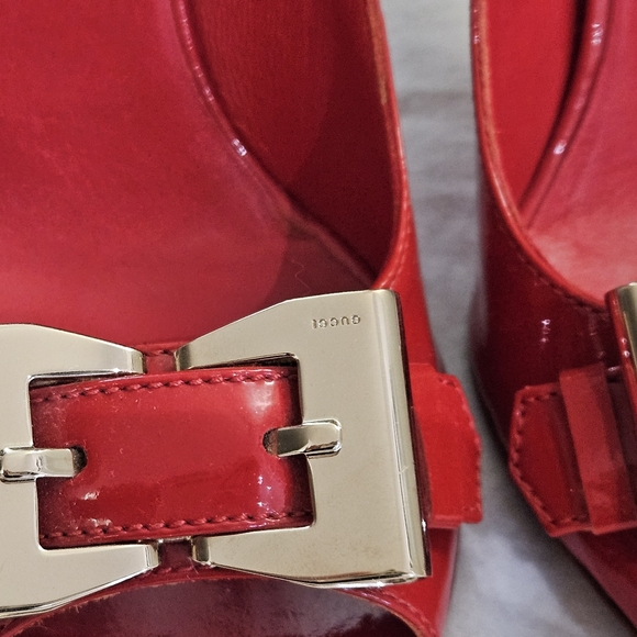 Authentic Gucci Red Patent Leather Peep Toe Pumps 5.5 B - Picture 3 of 16